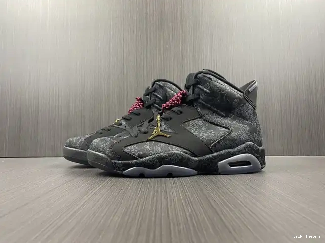 Kick Theory Black Jordan (W) 6 Triple Retro SD DB9818-001 0520